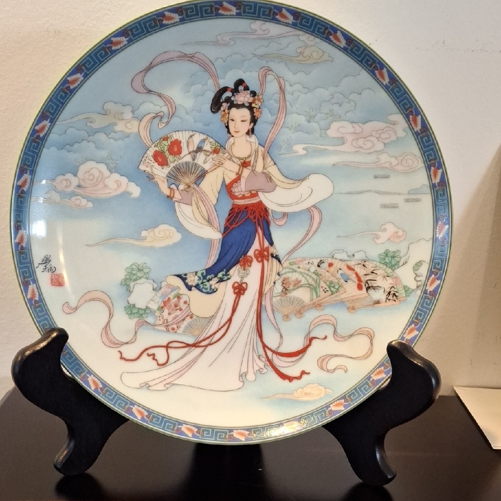 The Bradford Exchange Imperial Jingdezhen Porcelain Legends of West Lake Plate